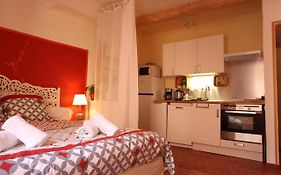 Studio le coquelicot by les toits de cocagne